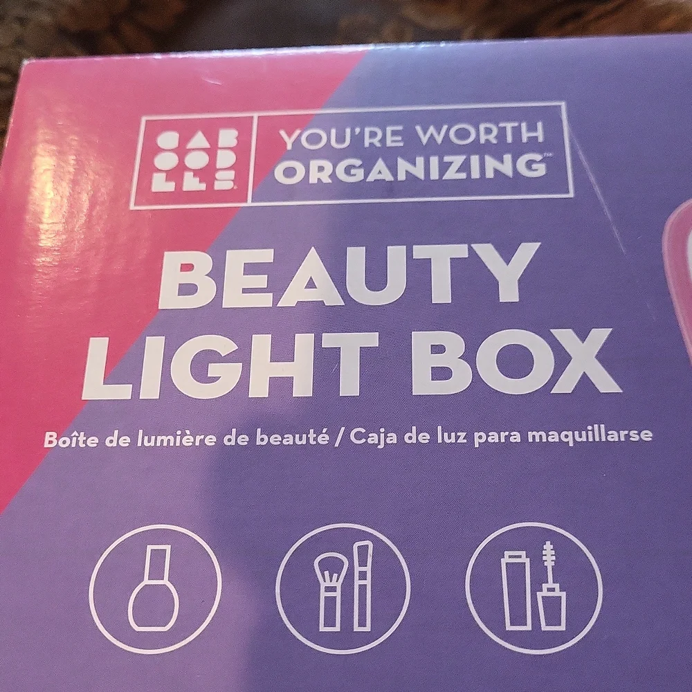 Caboodle beauty light box pink boxed tagged new firm